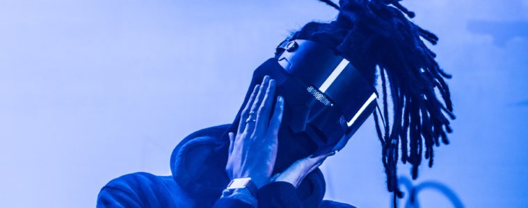 Mů live