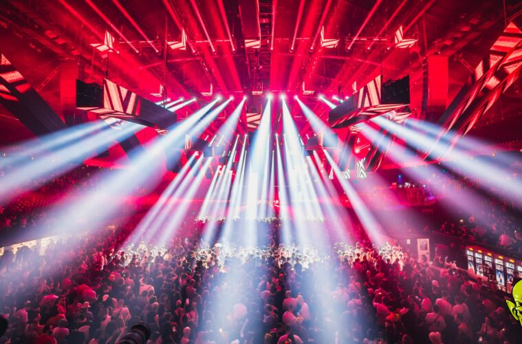 83125-32098-dlux-rampage-friday-full-26-844a5754ec68b479