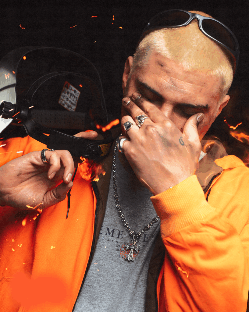 LB aka LABAT dévoile “CÓMETE” et annonce son premier album ! - Hands UP ...