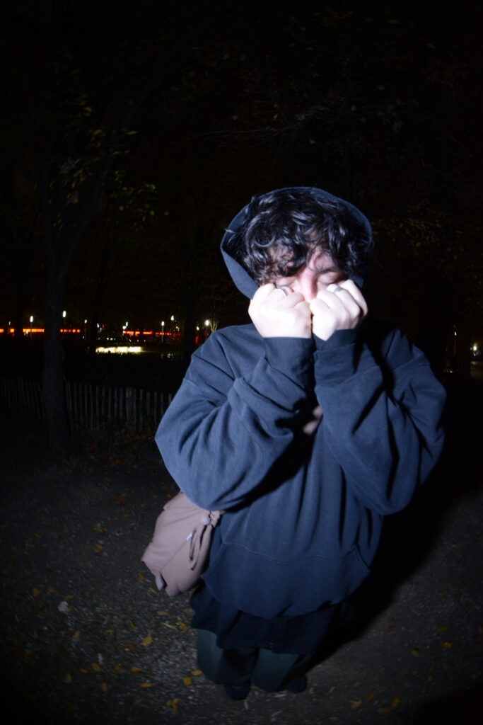 Aures (press photo 2026)