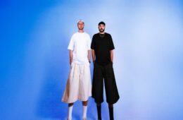 OOGO-&-AKSEL-AKSEL-(c)-Augustin-JSM-Format-paysage-3